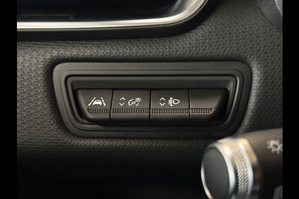 Renault Clio 1.3 TCe 130pk Aut | intens | Groot Navi | 17" | Stoelverwarming | Carplay | Cruise Control | 100% Dealer onderhouden!