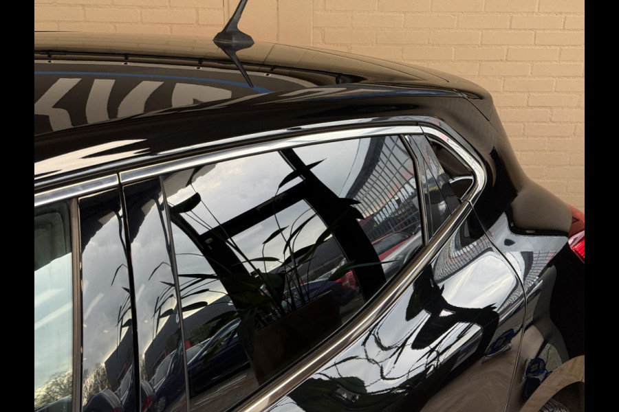 Renault Clio 1.3 TCe 130pk Aut | intens | Groot Navi | 17" | Stoelverwarming | Carplay | Cruise Control | 100% Dealer onderhouden!