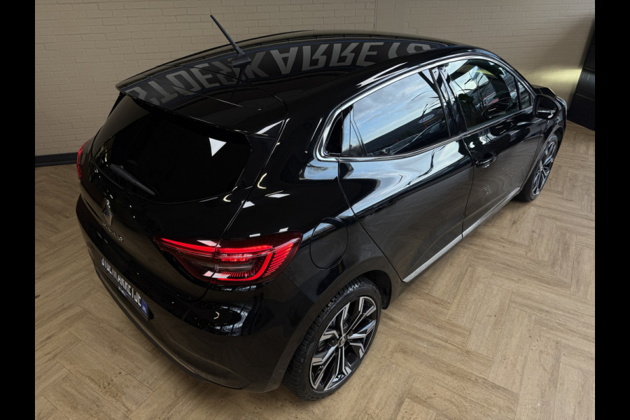 Renault Clio 1.3 TCe 130pk Aut | intens | Groot Navi | 17" | Stoelverwarming | Carplay | Cruise Control | 100% Dealer onderhouden!