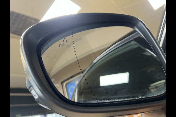 Renault Captur 1.3 TCe 160 RS Line | VERKOCHT! Groot Navi | Stoel, Stuur & voorruitverwarming | 18" | Led | 100% Dealer onderhouden!