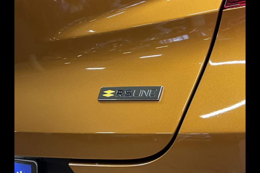 Renault Captur 1.3 TCe 160 RS Line | VERKOCHT! Groot Navi | Stoel, Stuur & voorruitverwarming | 18" | Led | 100% Dealer onderhouden!