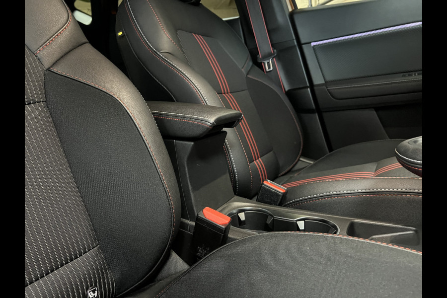 Renault Captur 1.3 TCe 160 RS Line | VERKOCHT! Groot Navi | Stoel, Stuur & voorruitverwarming | 18" | Led | 100% Dealer onderhouden!