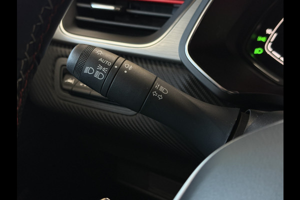 Renault Captur 1.3 TCe 160 R.S. Line | Groot Navi | Pano | Camera | Stoelverwarming | Led | 18" | 100% Dealer onderhouden!