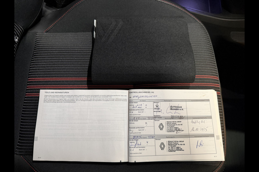 Renault Captur 1.3 TCe 160 R.S. Line | VERKOCHT! Groot Navi | ACC | Camera | Blindspot | 18" | Stoelverwarming | 100 % Dealer onderhouden!