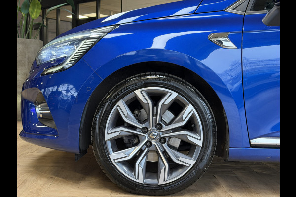 Renault Clio 1.3 TCe 130pk | Edition One | Groot Navi | Bose | 360 | Blindspot | Stoel & Stuur verwarming | 17"| 100% Onderhouden!