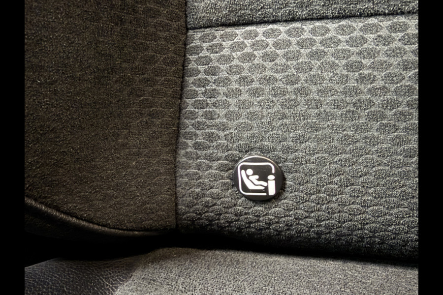 Renault Clio 1.3 TCe 130pk | Edition One | Groot Navi | Bose | 360 | Blindspot | Stoel & Stuur verwarming | 17"| 100% Onderhouden!