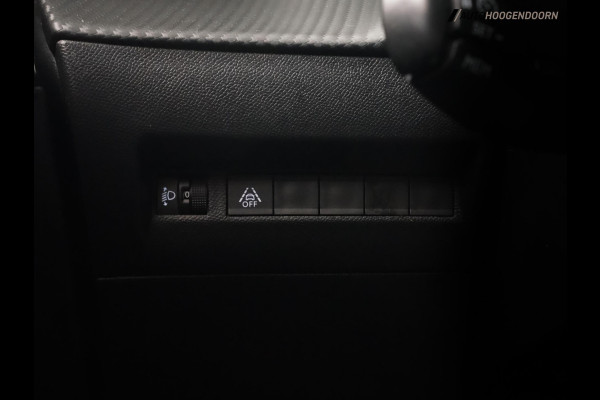 Peugeot 2008 1.2 PureTech Active (APPLE CARPLAY,LED,NAVIGATIE,CRUISE,PARKEERSENSOREN,CLIMATE,SPORTSTOELEN,NIEUWE APK,TOPCONDITIE)
