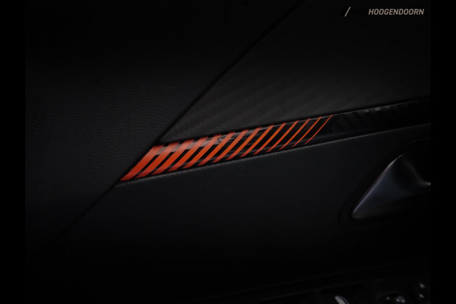 Peugeot 2008 1.2 PureTech Active (APPLE CARPLAY,LED,NAVIGATIE,CRUISE,PARKEERSENSOREN,CLIMATE,SPORTSTOELEN,NIEUWE APK,TOPCONDITIE)