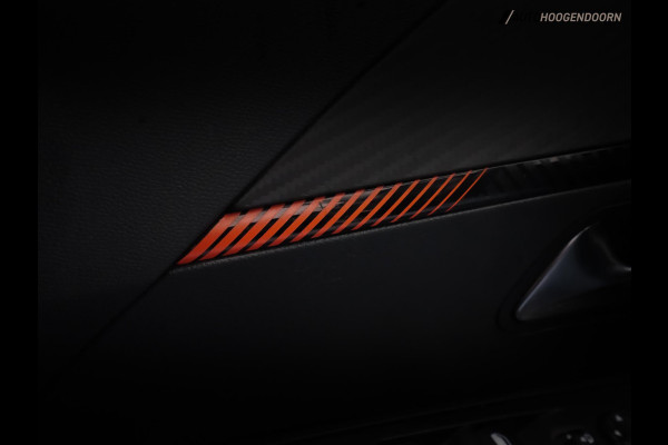 Peugeot 2008 1.2 PureTech Active (APPLE CARPLAY,LED,NAVIGATIE,CRUISE,PARKEERSENSOREN,CLIMATE,SPORTSTOELEN,NIEUWE APK,TOPCONDITIE)