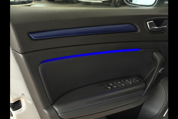 Renault Mégane 1.3 TCe 160TCe GT-Line | Navi | 18 inch | Led | Camera | Stoelverwarming | PDC V+A | Keurig nette en goed onderhouden Megane GT-Line