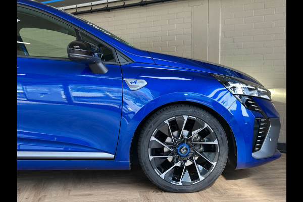 Renault Clio 1.0 TCe 90 Esprit Alpine | Groot Navi | Bose | Camera | 17" | Blindspot | ACC Volledig Dealer onderhouden!