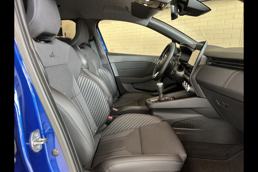 Renault Clio 1.0 TCe 90 Esprit Alpine | Groot Navi | Bose | Camera | 17" | Blindspot | ACC Volledig Dealer onderhouden!