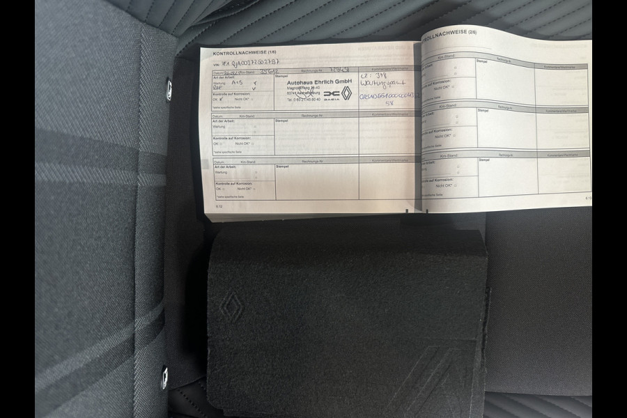 Renault Clio 1.0 TCe 90 Esprit Alpine | Groot Navi | Bose | Camera | 17" | Blindspot | ACC Volledig Dealer onderhouden!