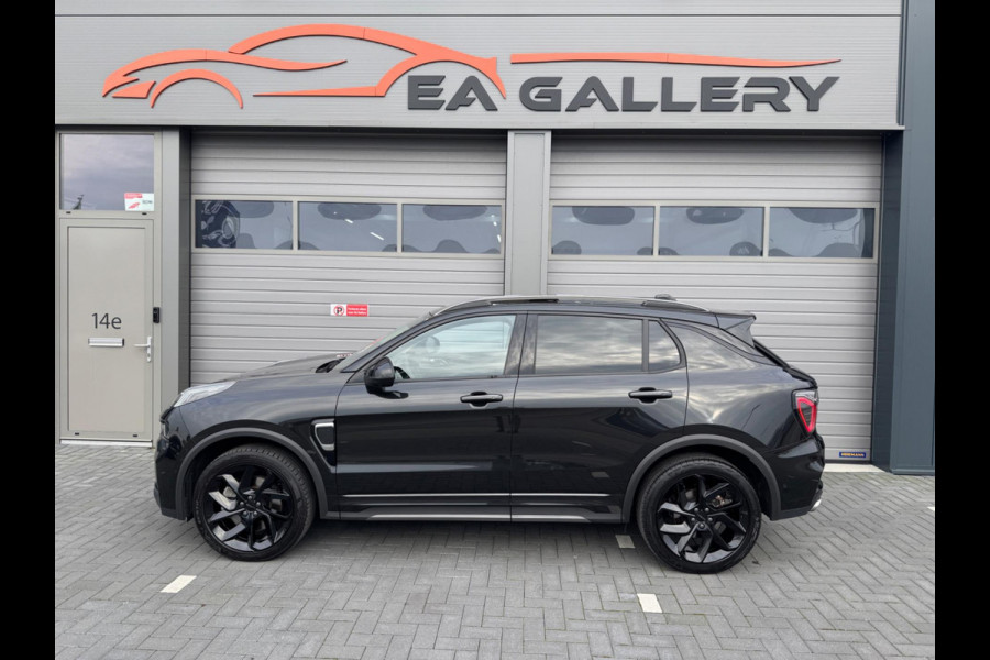 Lynk & Co 01 1.5 Bomvol Black Edition 261PK 360°Camera Zwarte hemel