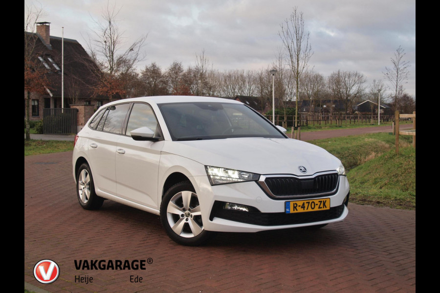 Škoda SCALA 1.0 TSI Sport Business | Apple Carplay | Trekhaak | Parkeensensoren | Sportstoelen | NL-Auto |
