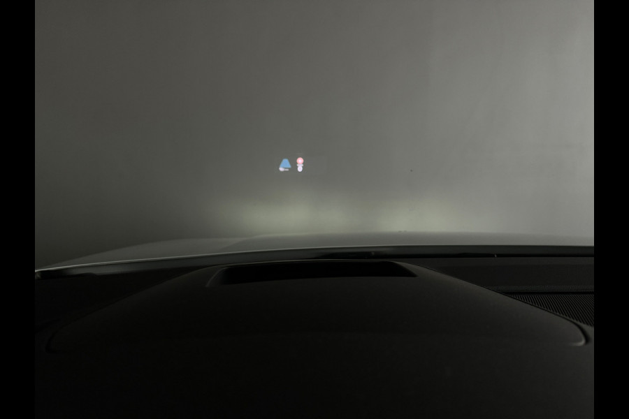 Volkswagen Golf 2.0 TSI R 4M Performance Pano|HuD|Memory|H/K