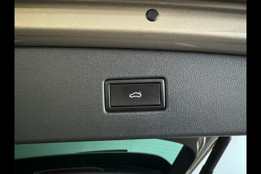 Volkswagen Tiguan 1.4 TSI ACT Highline Business R Pano|Trekhaak