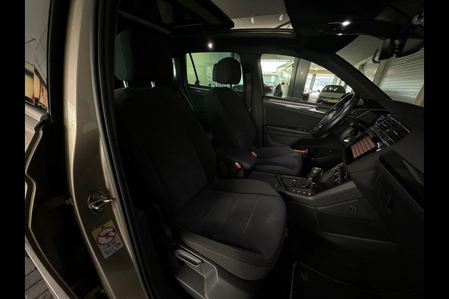 Volkswagen Tiguan 1.4 TSI ACT Highline Business R Pano|Trekhaak