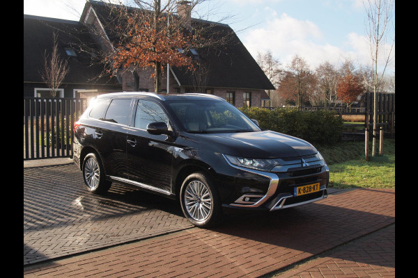 Mitsubishi Outlander 2.4 PHEV Intense | Camera | Apple Carplay | Cruise Control | NL-auto |