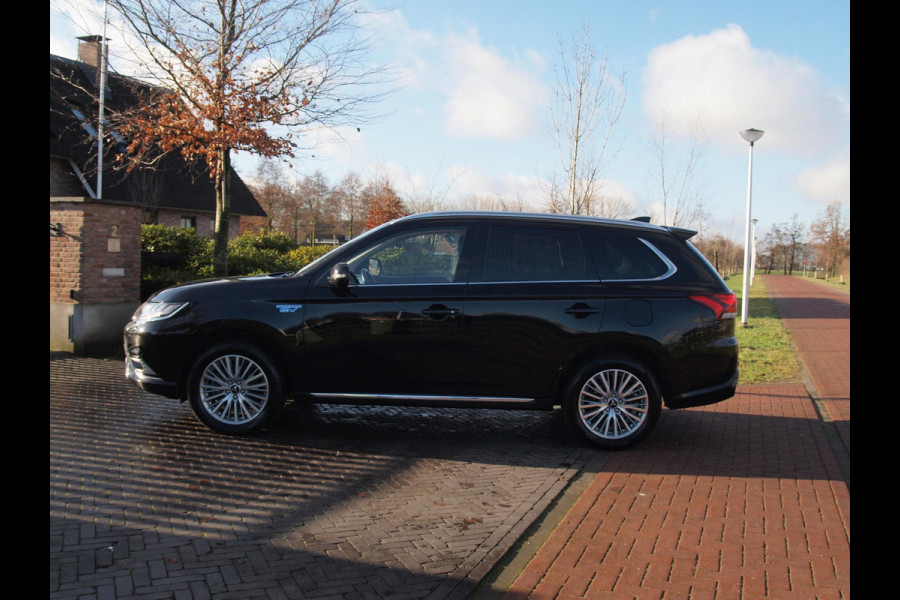 Mitsubishi Outlander 2.4 PHEV Intense | Camera | Apple Carplay | Cruise Control | NL-auto |