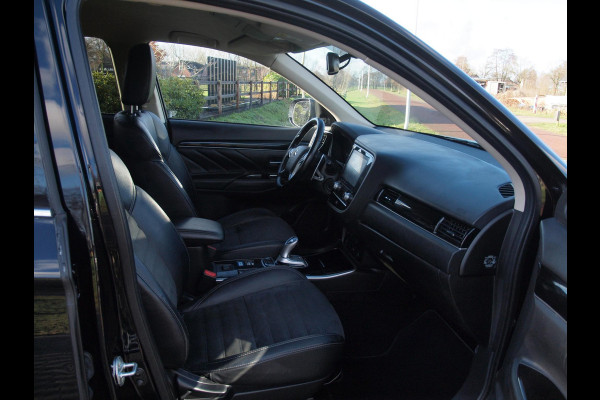Mitsubishi Outlander 2.4 PHEV Intense | Camera | Apple Carplay | Cruise Control | NL-auto |