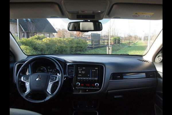 Mitsubishi Outlander 2.4 PHEV Intense | Camera | Apple Carplay | Cruise Control | NL-auto |