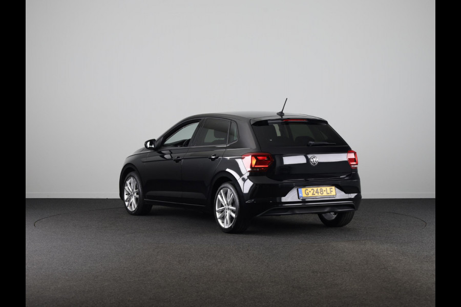 Volkswagen Polo 1.0 TSI Highline 95 pk | Navigatie | Parkeersensoren | Adaptieve cruise control | Apple Carplay/Android Auto |