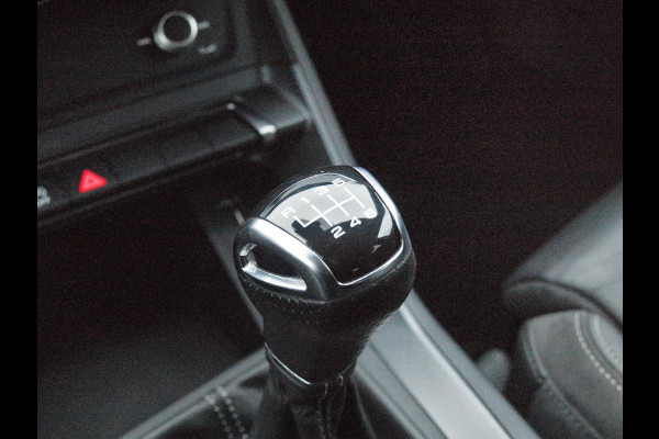 Audi Q3 Sportback 35 TFSI S Edition | 2X S-Line | Panoramadak | Bang & Olufsen | Tauzilver metallic | NL-Auto