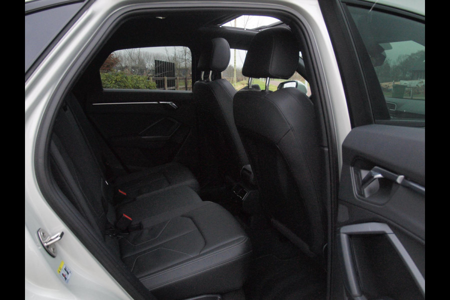 Audi Q3 Sportback 35 TFSI S Edition | 2X S-Line | Panoramadak | Bang & Olufsen | Tauzilver metallic | NL-Auto