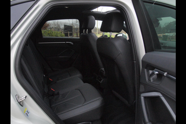 Audi Q3 Sportback 35 TFSI S Edition | 2X S-Line | Panoramadak | Bang & Olufsen | Tauzilver metallic | NL-Auto