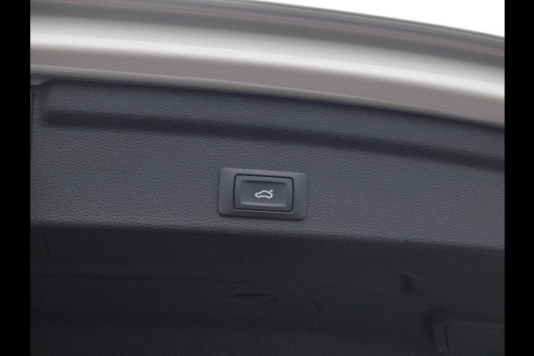 Audi Q3 Sportback 35 TFSI S Edition | 2X S-Line | Panoramadak | Bang & Olufsen | Tauzilver metallic | NL-Auto