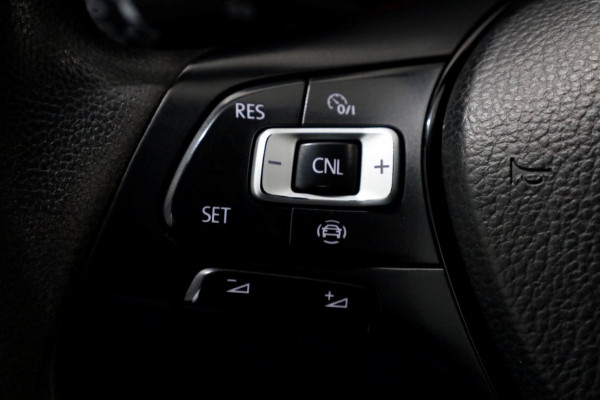 Volkswagen Crafter 35 2.0 TDI 177pk RWD L3H3 (L2H2) Airco/Camera Trekhaak 3500kg 09-2020