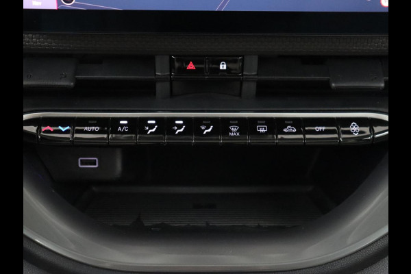Fiat 500 La Prima 42 kWh | Panoramadak | Adaptive cruise | Leder | Camera | Keyless | Carplay | Parkeerhulp | Full LED | Side Assist | Climate control