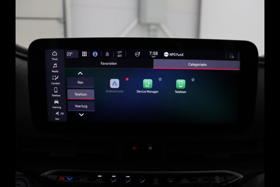 Fiat 500 La Prima 42 kWh | Panoramadak | Adaptive cruise | Leder | Camera | Keyless | Carplay | Parkeerhulp | Full LED | Side Assist | Climate control