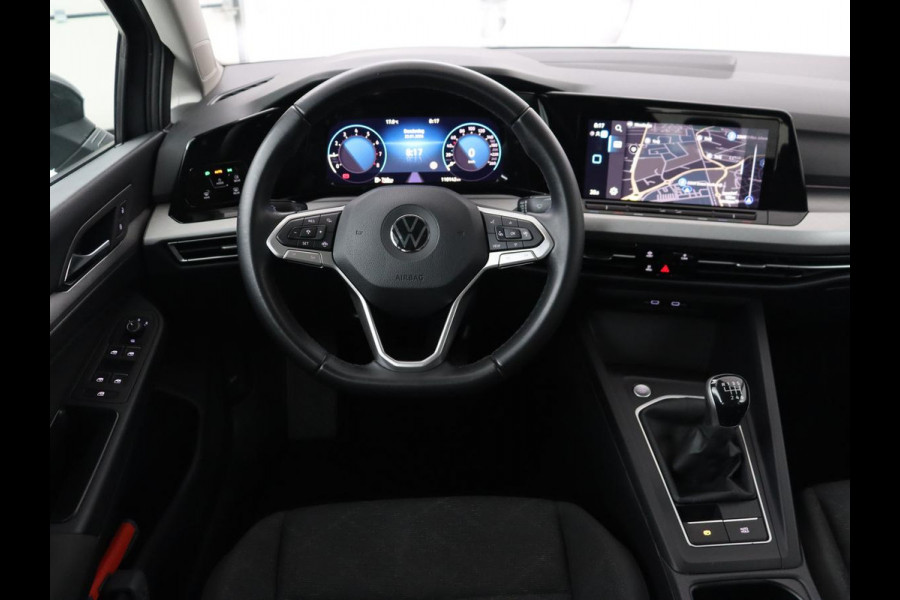 Volkswagen Golf 1.0 TSI Life | Carplay | Navigatie | Adaptive cruise | Sfeerverlichting | Full LED | Climate control | Parkeerhulp | Keyless Start