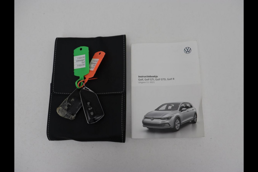 Volkswagen Golf 1.0 TSI Life | Carplay | Navigatie | Adaptive cruise | Sfeerverlichting | Full LED | Climate control | Parkeerhulp | Keyless Start