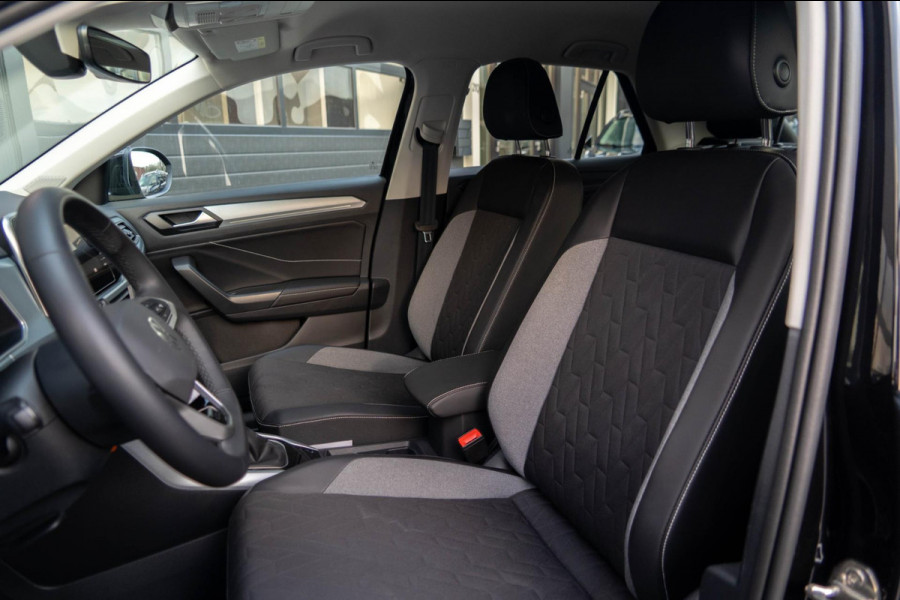Volkswagen T-Roc 1.5 TSI Goal Edition Stoelverwarming | Carplay | LMV | ACC