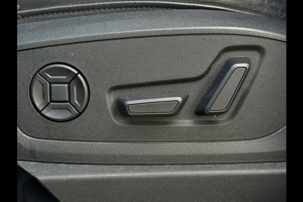 Audi e-tron 55 Aut. Quattro Bus. Ed. Plus 95kWh | Panorama | Leder | Navi |