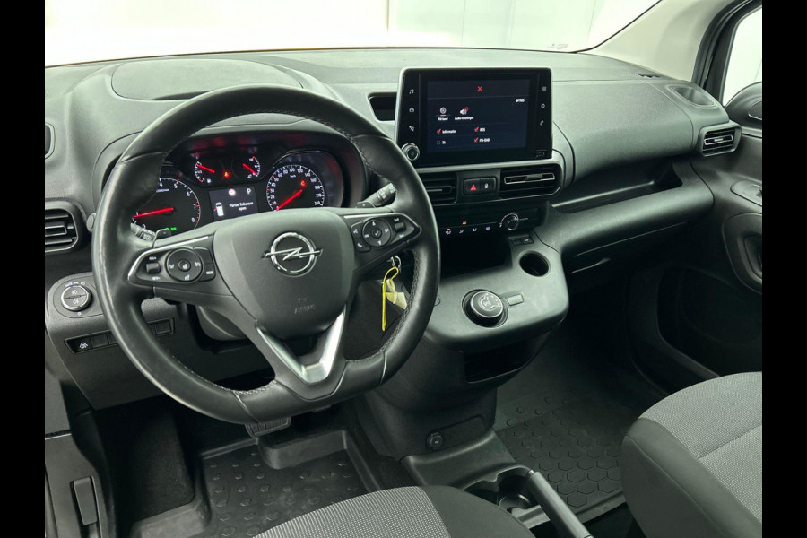 Opel Combo 1.5D L1H1 130pk Automaat Edition Airco Navigatie Apple Carplay/ Android Auto Trekhaak Betimmerd Cruise Control