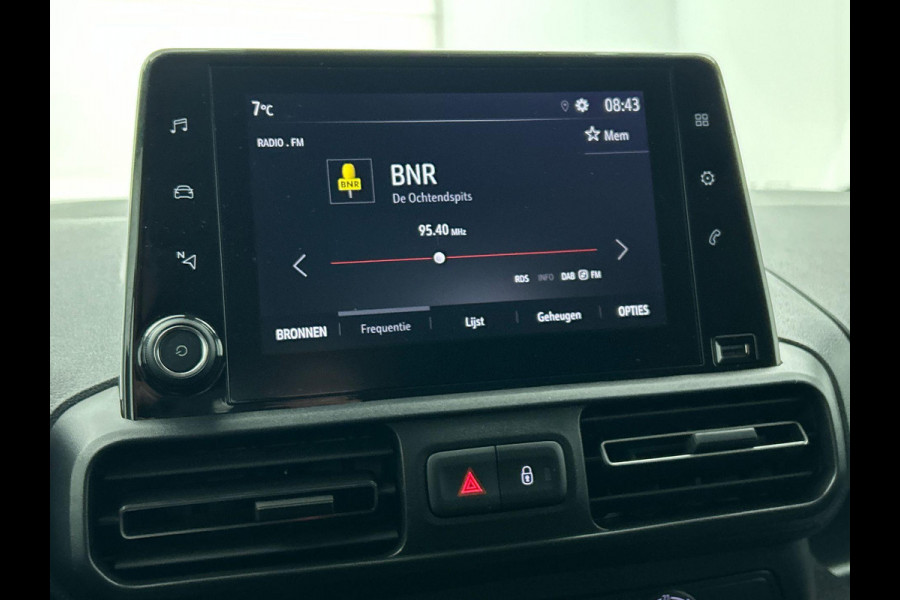 Opel Combo 1.5D L1H1 130pk Automaat Edition Airco Navigatie Apple Carplay/ Android Auto Trekhaak Betimmerd Cruise Control