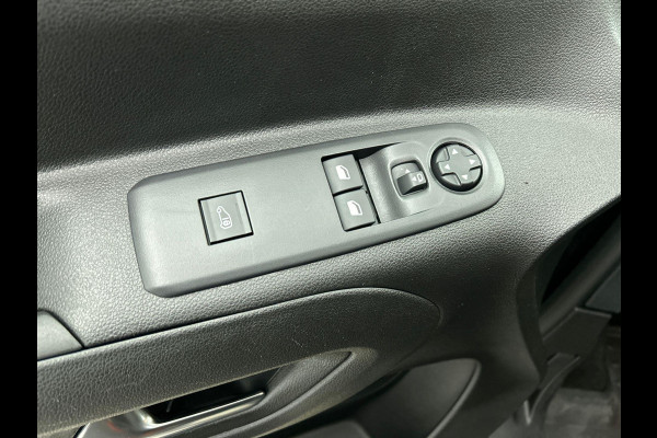 Opel Combo 1.5D L1H1 130pk Automaat Edition Airco Navigatie Apple Carplay/ Android Auto Trekhaak Betimmerd Cruise Control