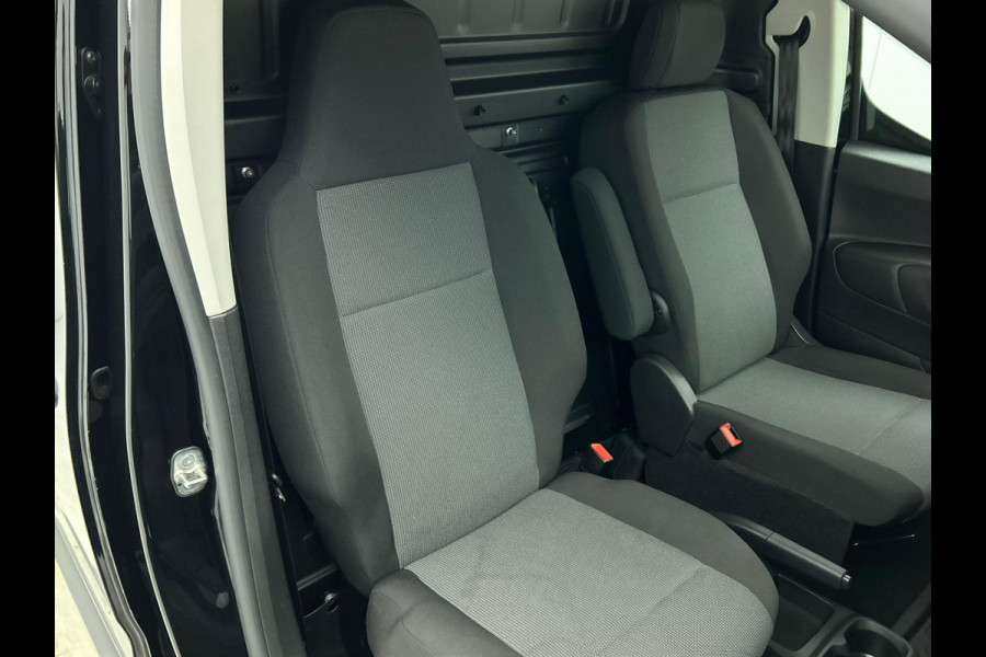 Opel Combo 1.5D L1H1 130pk Automaat Edition Airco Navigatie Apple Carplay/ Android Auto Trekhaak Betimmerd Cruise Control