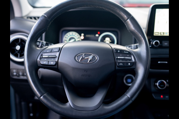 Hyundai Kona 1.6 GDI HEV Premium Sky | Trekhaak | Head Up | Leder | Adapt. cr. | Prijs Rijklaar!!