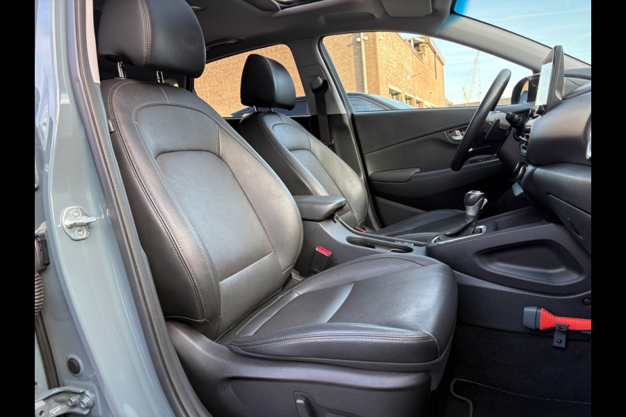 Hyundai Kona 1.6 GDI HEV Premium Sky | Trekhaak | Head Up | Leder | Adapt. cr. | Prijs Rijklaar!!
