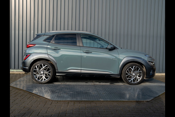 Hyundai Kona 1.6 GDI HEV Premium Sky | Trekhaak | Head Up | Leder | Adapt. cr. | Prijs Rijklaar!!