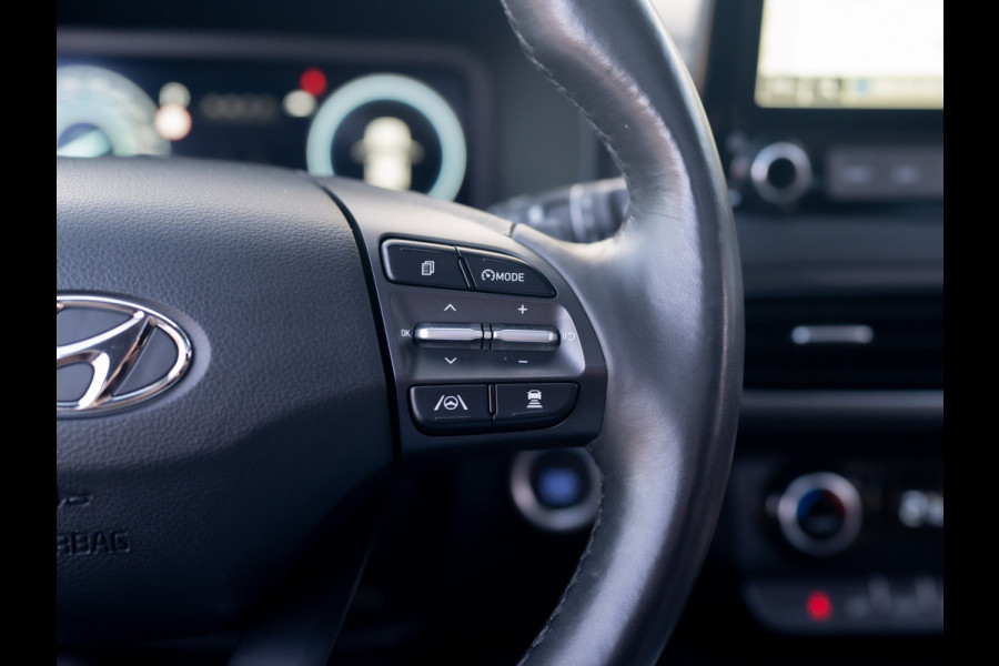 Hyundai Kona 1.6 GDI HEV Premium Sky | Trekhaak | Head Up | Leder | Adapt. cr. | Prijs Rijklaar!!