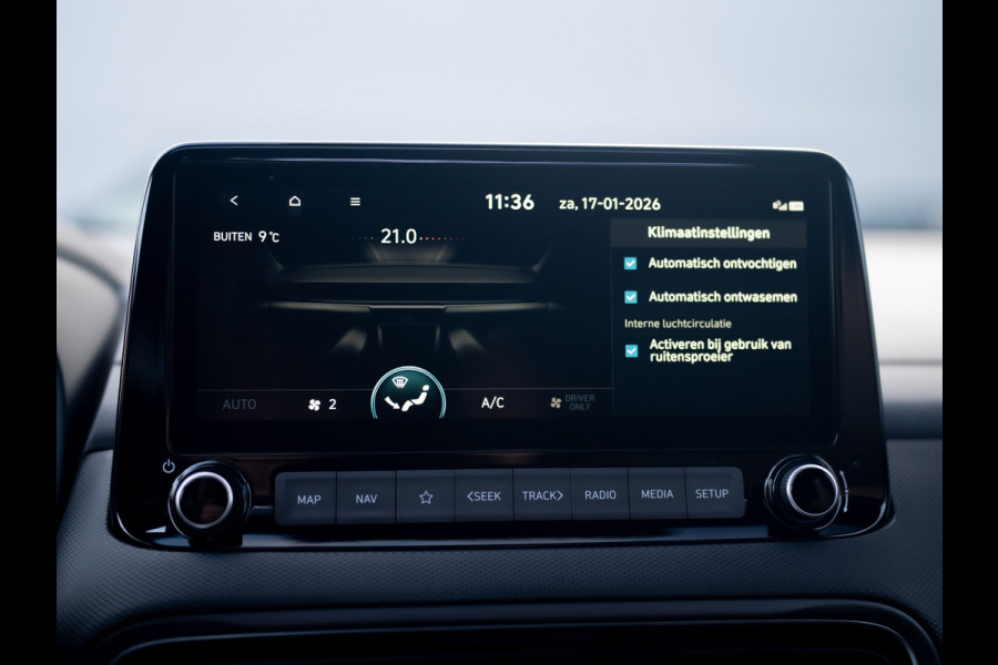 Hyundai Kona 1.6 GDI HEV Premium Sky | Trekhaak | Head Up | Leder | Adapt. cr. | Prijs Rijklaar!!