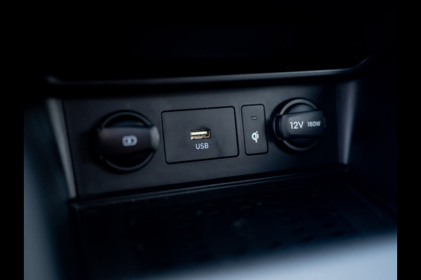 Hyundai Kona 1.6 GDI HEV Premium Sky | Trekhaak | Head Up | Leder | Adapt. cr. | Prijs Rijklaar!!