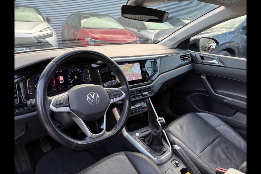 Volkswagen Taigo 1.0 TSI Life Business | Panodak | IQ Light | Keyless | Prijs Rijklaar!!