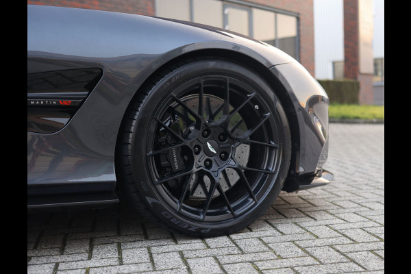 Aston Martin Vanquish 5.2 V12 Coupe | Q Epsilon Black - Nieuwstaat - B&W